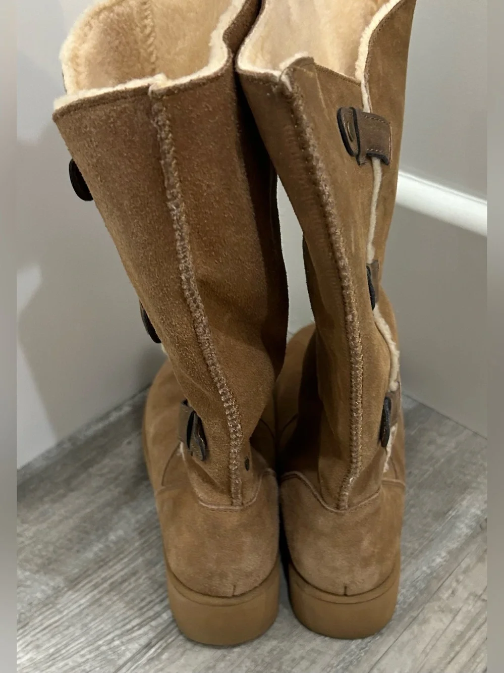 Bearpaw Hayden Tall Boots